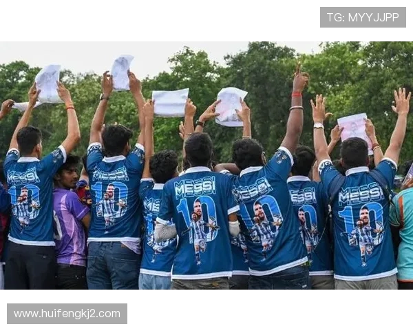 梅西印度行：出席个人雕像揭幕仪式并参与七人制足球赛